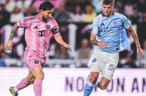 金年会足球-梅西遭遇十二持续失利，尤文图斯教练压力巨大！观众掌声雷动的简单介绍